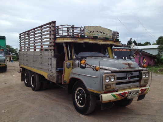 ขาย10ล้อหัวยาว2เพลาช่วงล่างFUSO สโลอินเตอร์4สปีด เครื่องEH700 เกียร์J6เกียร์