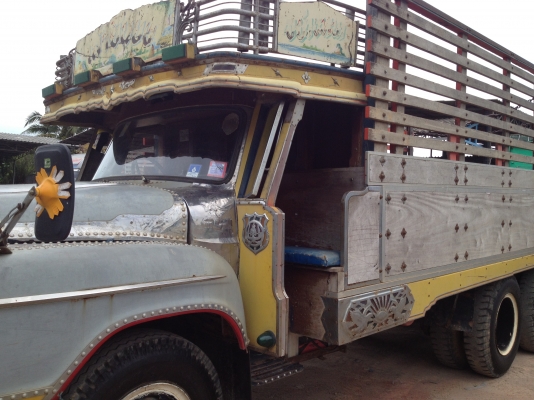 ขาย10ล้อหัวยาว2เพลาช่วงล่างFUSO สโลอินเตอร์4สปีด เครื่องEH700 เกียร์J6เกียร์