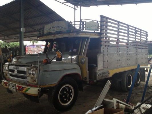 ขาย10ล้อหัวยาว2เพลาช่วงล่างFUSO สโลอินเตอร์4สปีด เครื่องEH700 เกียร์J6เกียร์