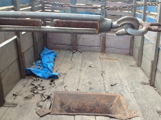 ขายอีแต๋น สภาพเดิมๆ คัสซีหน้า 4 มีเกียร์กลาง เพลาท้ายคาบ้อนกระทะหนีบ