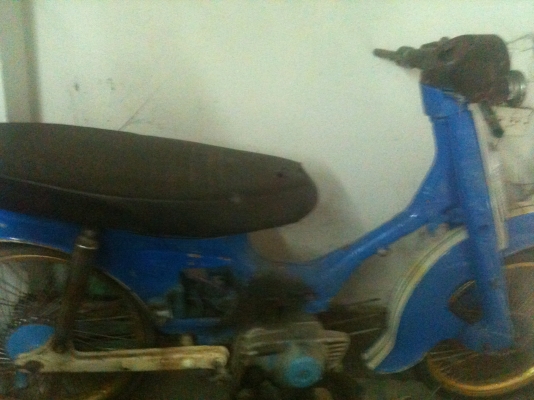 ปรับลดราคาเหมารวม 5,000 บาท เครื่องมอเตอร์ไซค์ฮอนด้า 700 บาท มี 4 ตัว มอเตอร์ไซค์เก่า 3,500 บาท ปรับลดราคาเหมารวม 5,000 บาท เครื่องมอเตอร์ไซค์ฮอนด้า 700 บาท มี 4 ตัว มอเตอร์ไซค์เก่า 3,500 บาท