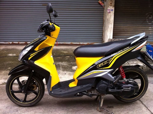 MIO 125 GTX ปี 54 ล้อแม็กซ์ ตัวท้อป สีเหลือง ดำ รถสวยมาก สภาพเดิมๆ เครื่องแน่น เล่ม และเอกสารพร้อม