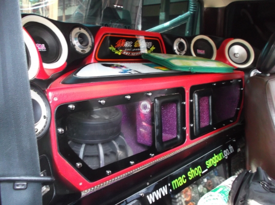 ขายกระบะ 4x4 ถูก พร้อมเครื่องเสียง ชุดใหญ่