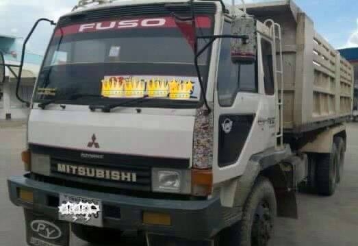 ***ขายแล้วครับขอบคุณ Truck2hand***ดาวน์/เปลี่ยนสัญญา*** 10ล้อ2เพลาดั๊ม"ไอ้หลงโบ" MITSUBISHI FN527M-TF33xxx เครื่องเดิม6D16turbo 220HP แรงดี ไม่หลวม เกียร์เดิม10สปีด ช่วงล่างเบรคใหญ่เพลาบุ๋ม คัสซีสวยไม่ผุไม่ดาม กระบะดั๊มเหล็กKACสภาพดีข้างดีพื้นดี