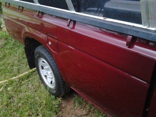 ***ขายแล้วครับขอบคุณ Truck2hand ขายกระบะตอนเดียวเก็บงานแล้ว NISSAN BIG-M ฝาแดงหน้าหัก ปี38/95 เครื่องเดิมBD25ฝาแดงแรงอึดทน ไม่มีเยิ้ม ช่วงล่างแน่นคัสซีดี กระบะดีมีพื้นปูกระบะพร้อมคอกเหล็ก(ลงเล่ม) หน้า-หลัง เดิมไม่เคยชนหนัก สีสวยเคลียร์แล้ว ถายในสวย แอร์เย