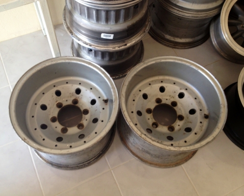 ขายล้อหนดน้ำ ขอบ15x10 ออฟ-33 6 รู139.7 ออฟลึกมากก มีคู่เดียว *6000 บาท