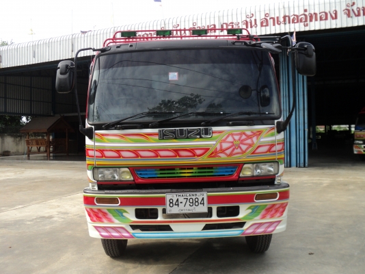 ขายรถบรรทุกอีซูซุ 10 ล้อ (ล้อใหญ่) บรรทุกรถเกี่ยวข้าว ( คันที่ 2 )