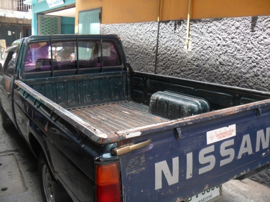 ขาย Nissan Big M ฝาแดง