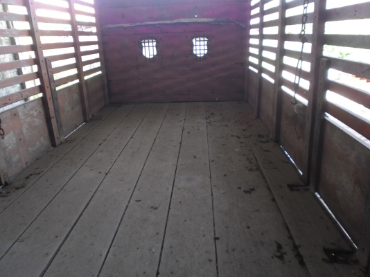 ขายด่วนสิบล้อหัวยาวสภาพสวยมากๆพร้อมใช้งานราคาถูกพร้อมใช้งาน