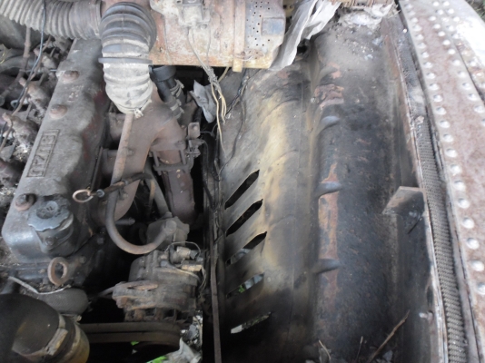 ขายด่วนสิบล้อหัวยาวสภาพสวยมากๆพร้อมใช้งานราคาถูกพร้อมใช้งาน