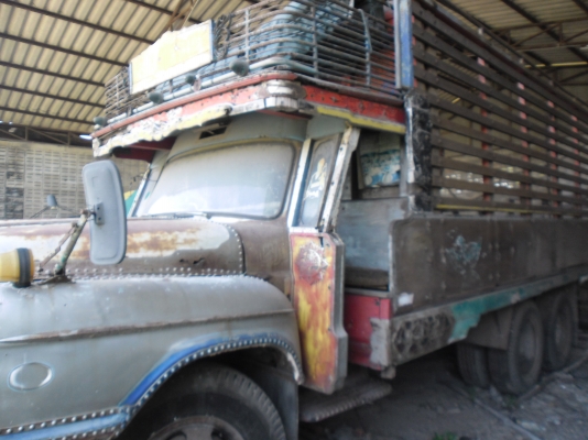 ขายด่วนสิบล้อหัวยาวสภาพสวยมากๆพร้อมใช้งานราคาถูกพร้อมใช้งาน