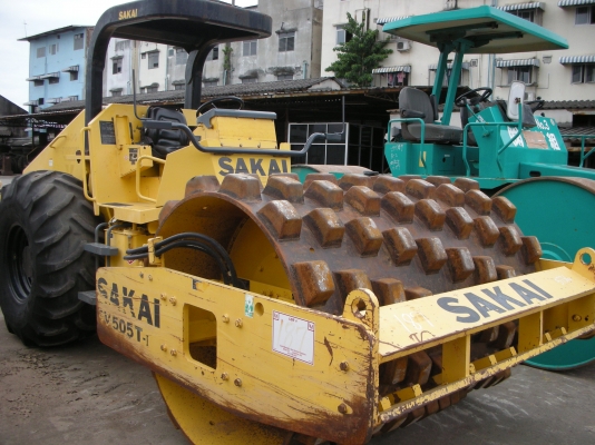 เปลือกหุ้มล้อรถบด