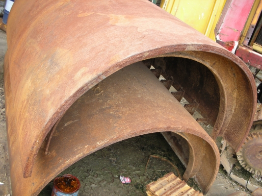 เปลือกหุ้มล้อรถบด