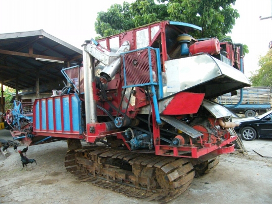 ขายรถเกี่ยวนวดข้าวเกษตรพัฒนา