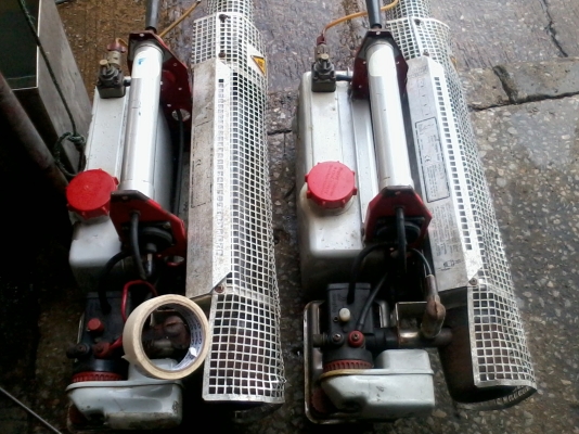 ขายเครื่องพ่นยุง เก่านอก พร้อมใช้ทั้ง 2 เครื่อง จัดส่งได้ครับ