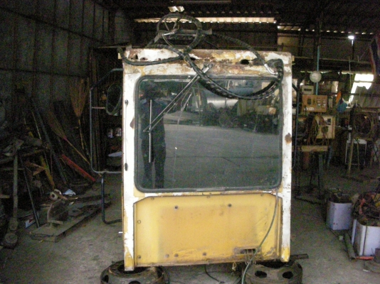 ทำสีรถแทรคเตอร์