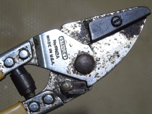 กรรไกรตัดกิ่งSTANLEY