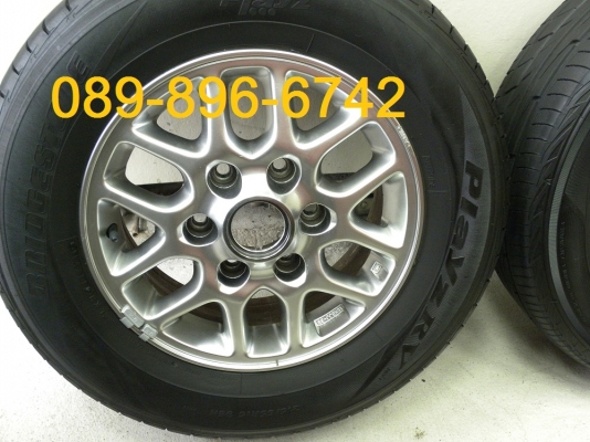 ขายล้อแม็ก NISSAN 15 นิ้ว แท้ พร้อมยาง