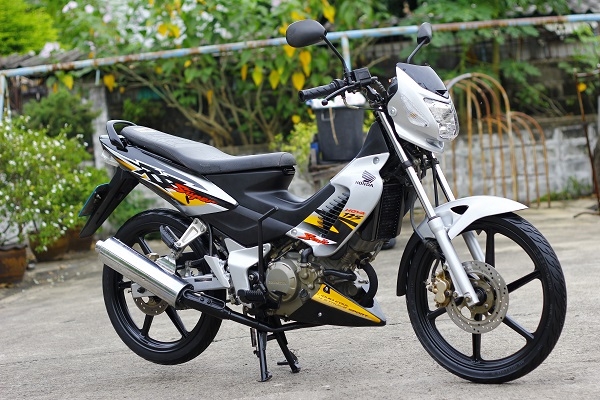 ขาย โซนิค 47  เดิมๆ สวยๆ  ล้อแม๊ก  ราคาถูก