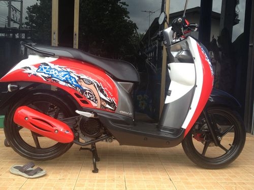 SCOOPY IลายACTTIVE BOY รถปี2012วิ่ง3xxxโล สภาพสวยไร้ที่ติล้อแม็ก