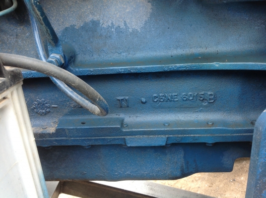 เด็ดสะระตี่!    ยี่ห้อ - รุ่น	ขายรถไถฟอร์ด 5000