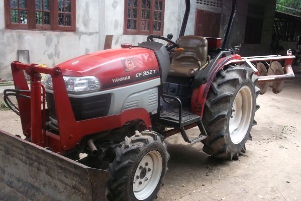 ขายรถไถยันม่าร์35แรงสวยๆ ขายรถไถยันม่าร์35แรงสวยๆ