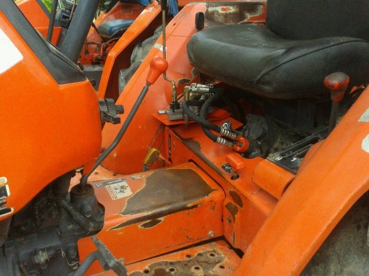 ขายรถไถ KUBOTA L3408 ขนาด34แรง 2เพลา พร้อมดันหน้าใหม่ ขายรถไถ KUBOTA L3408 ขนาด34แรง 2เพลา พร้อมดันหน้าใหม่