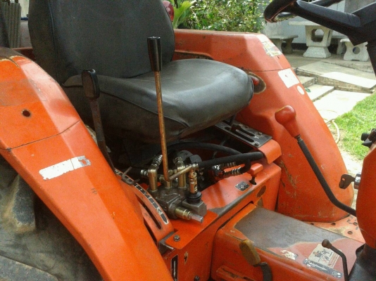 ขายรถไถ KUBOTA L3408 ขนาด34แรง 2เพลา พร้อมดันหน้าใหม่ ขายรถไถ KUBOTA L3408 ขนาด34แรง 2เพลา พร้อมดันหน้าใหม่