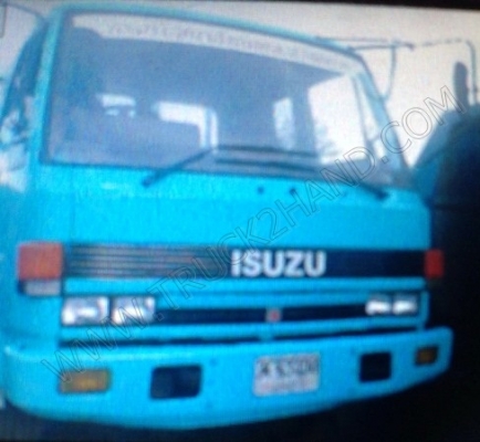 รถบรรทุก 6 ล้อ  ยี่ห้อ ISUZU  145 แรงม้า