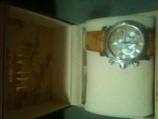 นาฬิกาอิตาลีหลายยี่ห้อ เ่ช่น Vabene มีใบรับรองทุกเรือน