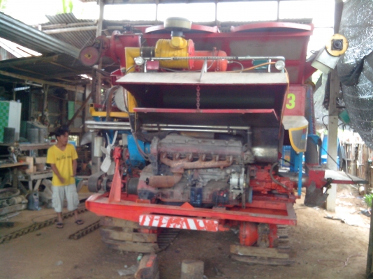 รถเกี่ยวข้าวไทยเจริญ+บางไทรอุ้ม2.5ตัน