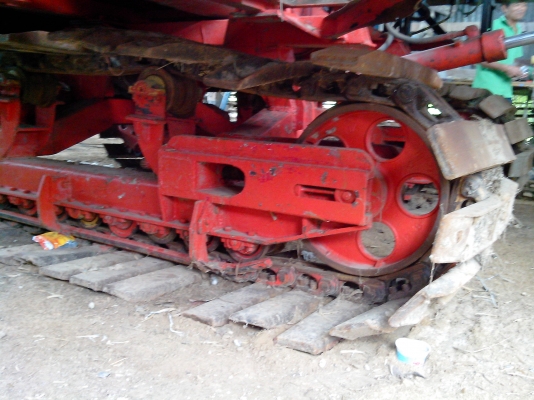 รถเกี่ยวข้าวไทยเจริญ+บางไทรอุ้ม2.5ตัน