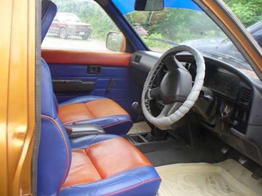 ขายรถพร้อมใช้งานถูกๆ ไมตี้เอ็กแค็ป 83000บาท