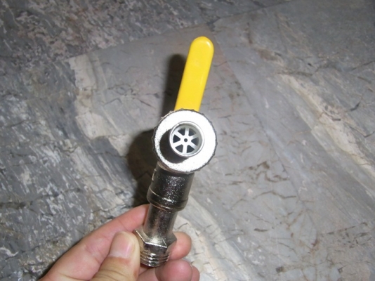 ก๊อกสวมสายยาง 1/2" ด้ามเหล็กปั๊มหนา