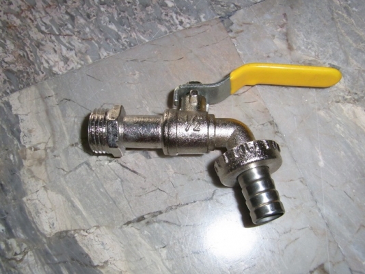 ก๊อกสวมสายยาง 1/2" ด้ามเหล็กปั๊มหนา