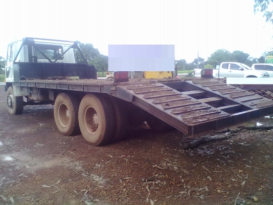 ขายด่วน  10 ล้อสองเพลา  หางปลา รากแม็คโค  200