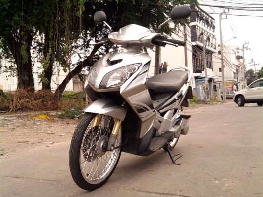 ขออนุญาติขาย Yamaha Nouvo 115 cc. สีเทาดำ หล่อๆ