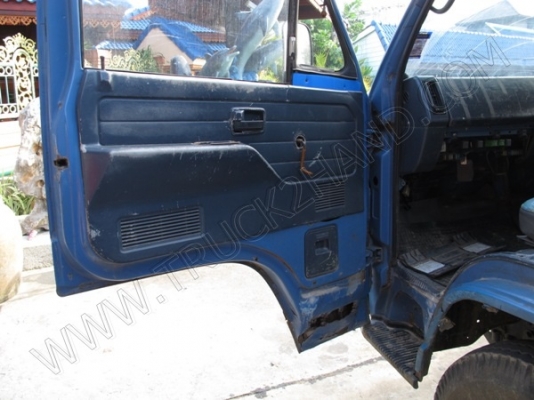 นาทีทอง***รถบรรทุก 6 ล้อดั๊มพ์ ยี่ห้อ ISUZU 115 แรงม้า