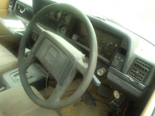 ขาย Volvo 264 GLE เครื่อง J เกียร์ auto ราคา 45000 ขายตามสภาพ