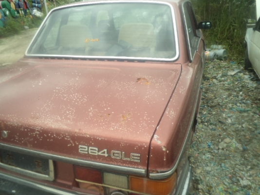 ขาย Volvo 264 GLE เครื่อง J เกียร์ auto ราคา 45000 ขายตามสภาพ