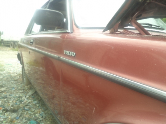 ขาย Volvo 264 GLE เครื่อง J เกียร์ auto ราคา 45000 ขายตามสภาพ