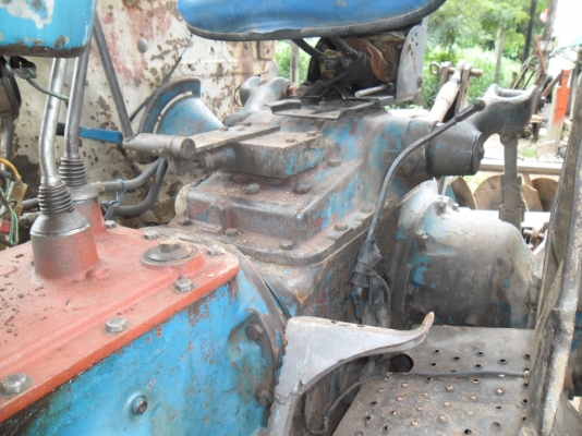 รถไถฟอร์ด 77 T1