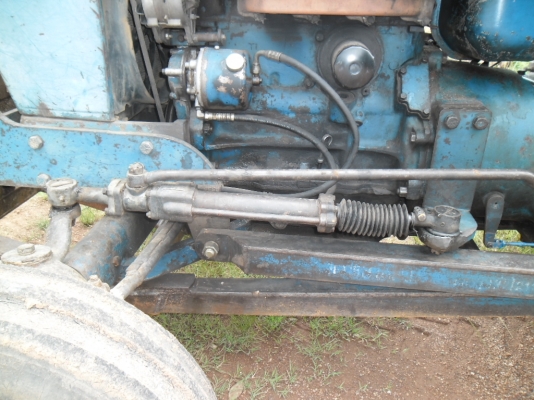 รถไถฟอร์ด 77 T1