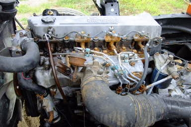 ขายหกล้อดั้ม   NPR.  120 . รถห้างไทย เครื่องดีคัชซีสวย เอกสานพร้อมโอน ภาษีหมด 31 มีค 2557