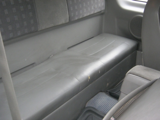 รถกระบะดีแม็กเครื่อง 3.0 เทอร์โบ DI