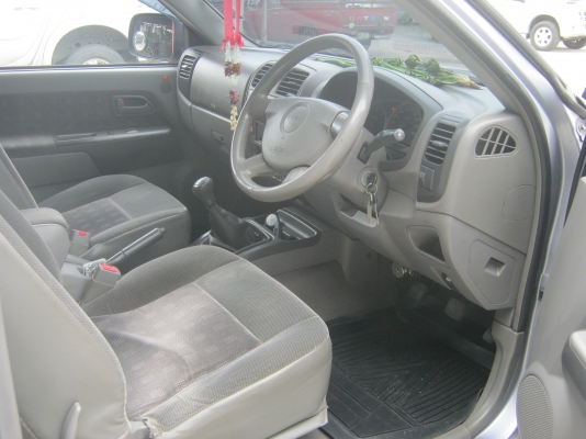 รถกระบะดีแม็กเครื่อง 3.0 เทอร์โบ DI