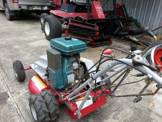 รถตัดหญ้าเดินตามยี่ห้อ BARONESS พร้อมให้คำปรึกษาและแนะนำวิธีการใช้