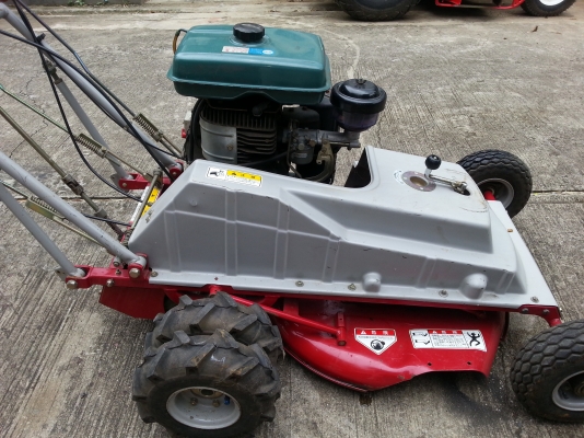 รถตัดหญ้าเดินตามยี่ห้อ BARONESS พร้อมให้คำปรึกษาและแนะนำวิธีการใช้ รถตัดหญ้าเดินตามยี่ห้อ BARONESS พร้อมให้คำปรึกษาและแนะนำวิธีการใช้