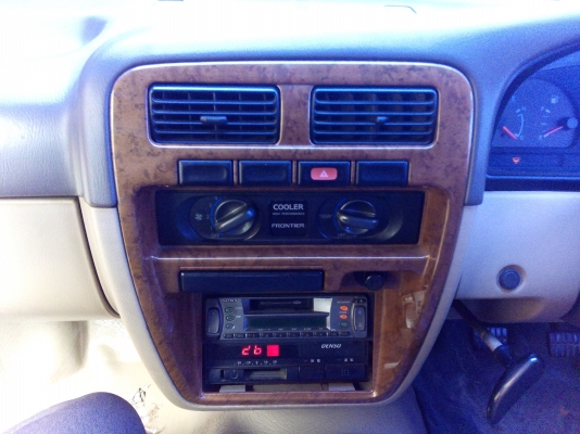 ขายรถพร้อมตู้ทำความเย็น