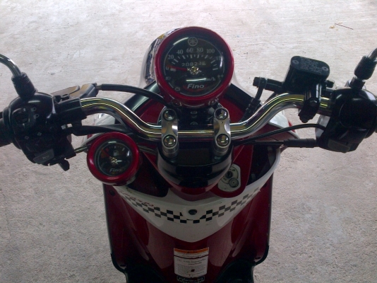 คันนี้โอนให้ฟรีคับ ด่วน!ยามาฮ่าฟีโน่ เกย์น้ำมันแยก สวยกริ๊บ ปี54 รถเครื่องเดิมแน่นๆ พร้อมใช้ ทะเบียน+เอกสารโอน ภาษีไม่หมด 088-2197709